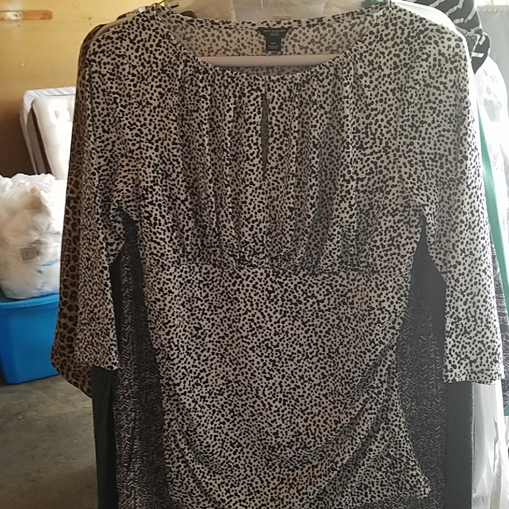 Ann taylor polka dot top